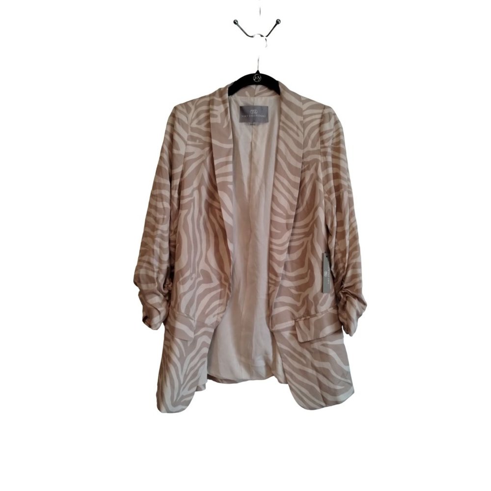 NWT Tart Collections Beige Zebra print blazer with gathered sleeves